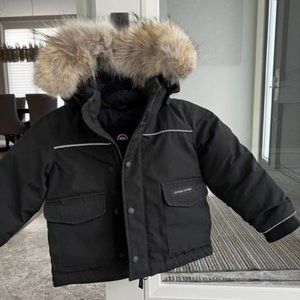Size 2-3 yo Boys Canada Goose Parka (Kids Lynx Parka)